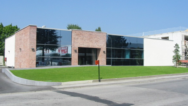 picture of Commercial - industrial and Offices 