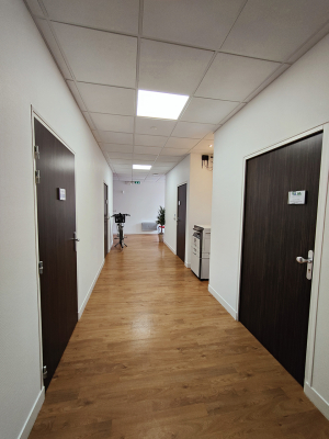 BATIMENT DE BUREAUX