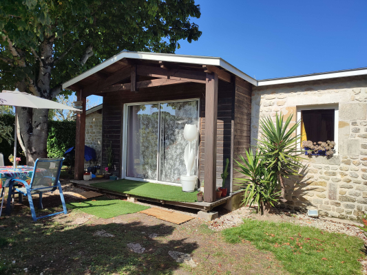Studio en fond de jardin