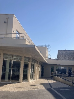 CANTINE SCOLAIRE, SALLE DE SPORT, FOYER ETUDIANTS