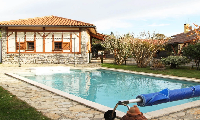 Jardin, Terrasse, Maison individuelle, Exterieur, Piscine, Traditionnel