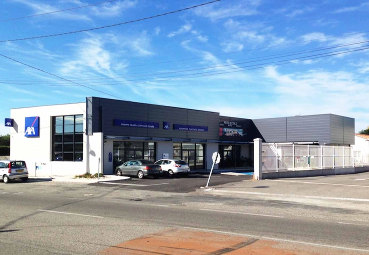 Bâtiment professionnel, Construction neuve, Contemporain