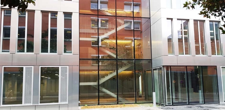 Bâtiment professionnel, Bureau, Construction neuve, Moderne
