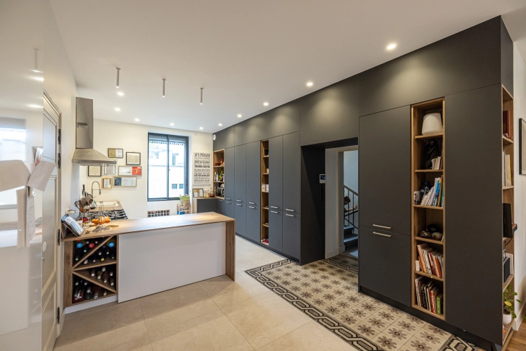 Single-Family Homes, Renovation, Townhouses, Interior Architecture & Design, Extension, Energy renovation, Attic, Design / Plans, Building permits, Construction Management, Consulting, Home pre-purchase advice