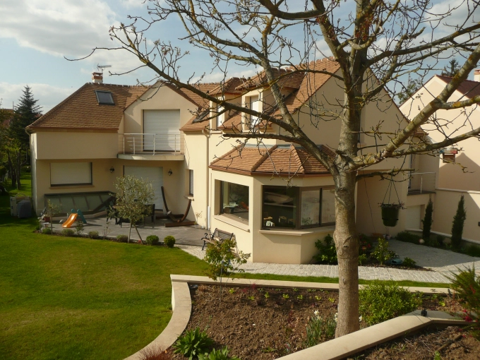 Single-Family Homes, Passive House / Eco-friendly, Smart Homes