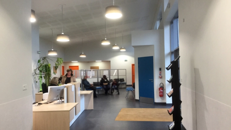 Bâtiment professionnel, Bureau, Bâtiment accueillant du public (ERP), Architecture d’intérieur, Construction neuve, Contemporain