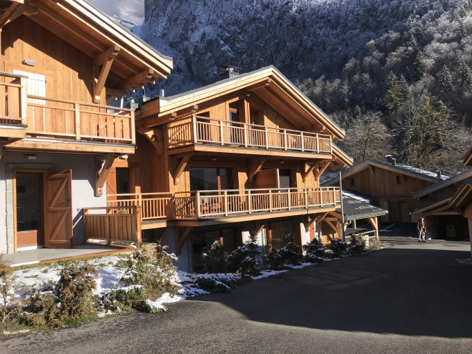 Multi-unit Residential, New Build, Traditional