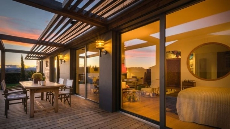 Mise aux normes, Terrasse, Maison individuelle, Maison passive / écologique, Chalet / Maison en bois, Appartement, Rénovation, Maison de ville, Maison de campagne, Construction neuve, Réhabilitation, Contemporain, Moderne