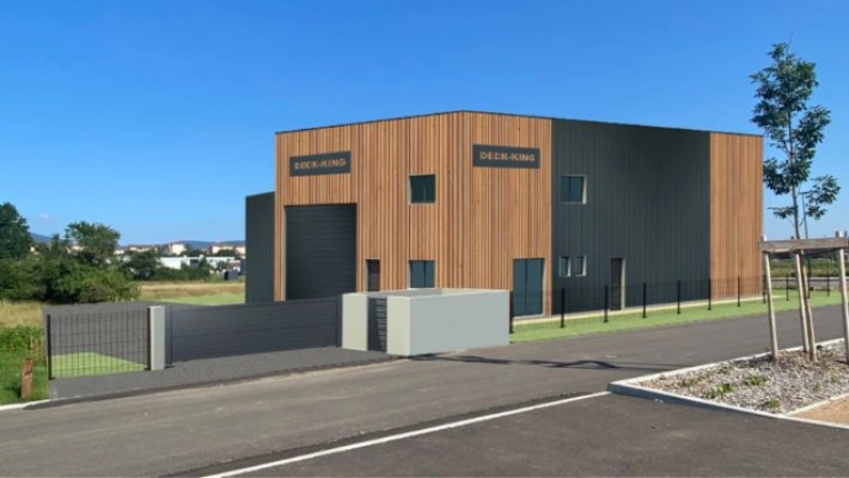 Mise aux normes, Bâtiment professionnel, Bureau, Bâtiment industriel, Bâtiment accueillant du public (ERP), Rénovation, Construction neuve, Réhabilitation, Contemporain, Moderne
