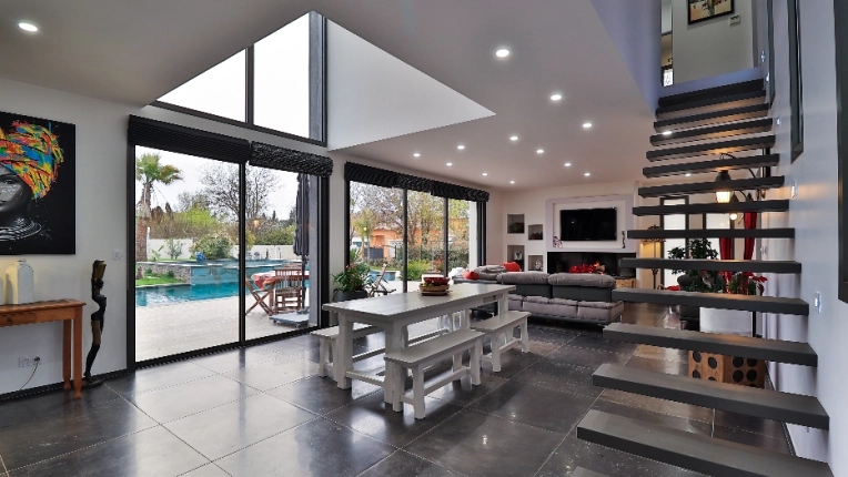 Single-Family Homes, Townhouses, Country Homes, Interior Architecture & Design, New Build, Modern