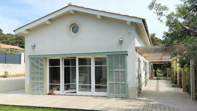 Expertise, Building Upgrades, Single-Family Homes, Townhouses, Country Homes, Energy renovation, Traditional