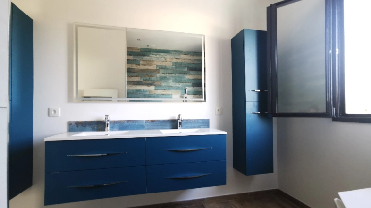 Single-Family Homes, New Build, Modern