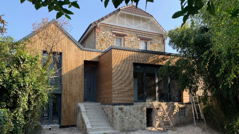 Patrimoine, Mise aux normes, Maison individuelle, Maison de ville, Maison de campagne, Extension, Réhabilitation, Rénovation énergétique, Contemporain