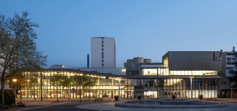 Commercial - industrial, Public Access Buildings, New Build, Modern