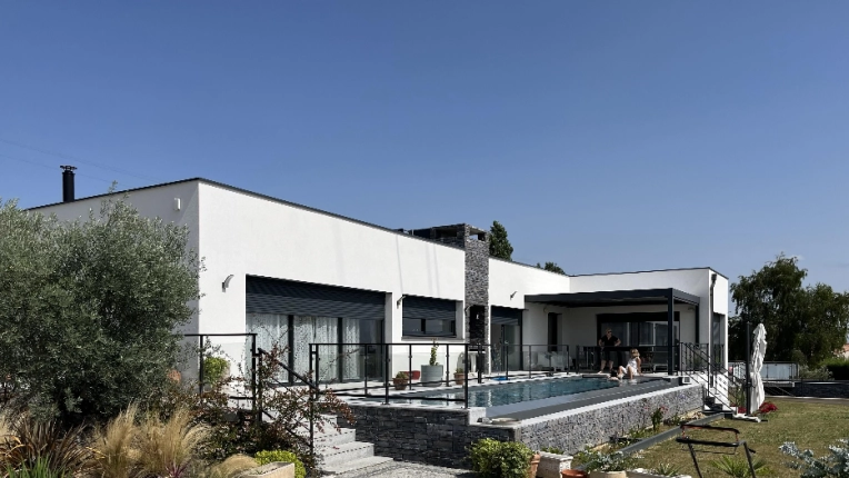 Patios & Terraces, Single-Family Homes, Exterior, Townhouses, Country Homes, Pools, New Build, contemporary, Modern