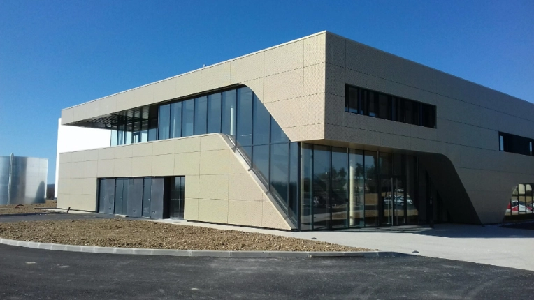 Bâtiment professionnel, Bâtiment industriel, Construction neuve, Contemporain