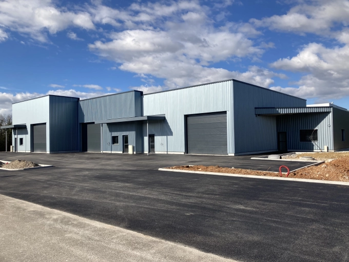 Bâtiment professionnel, Construction neuve, Contemporain