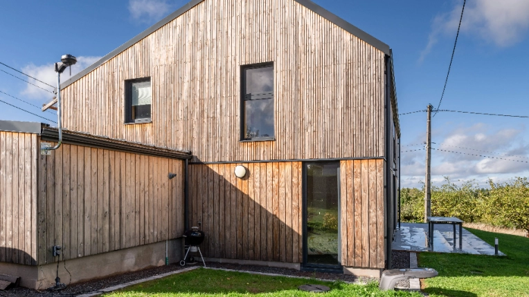 Single-Family Homes, New Build, contemporary