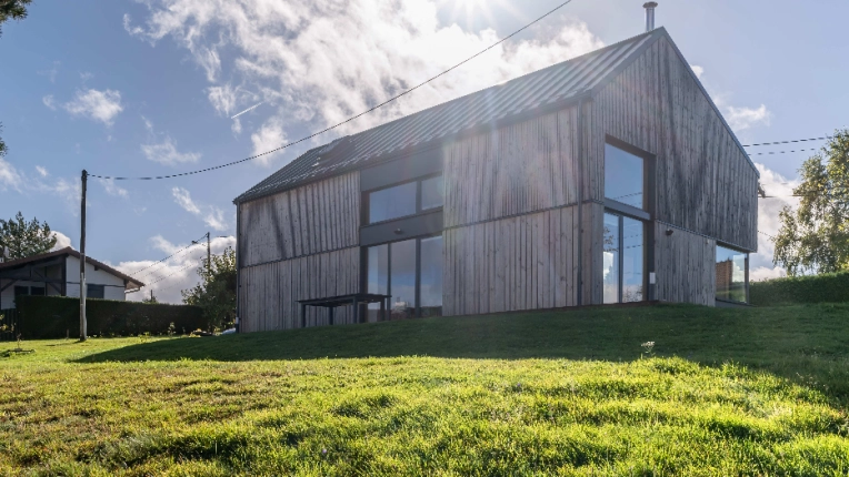 Single-Family Homes, New Build, contemporary