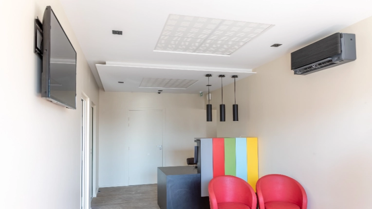 Bâtiment professionnel, Bureau, Rénovation, Contemporain