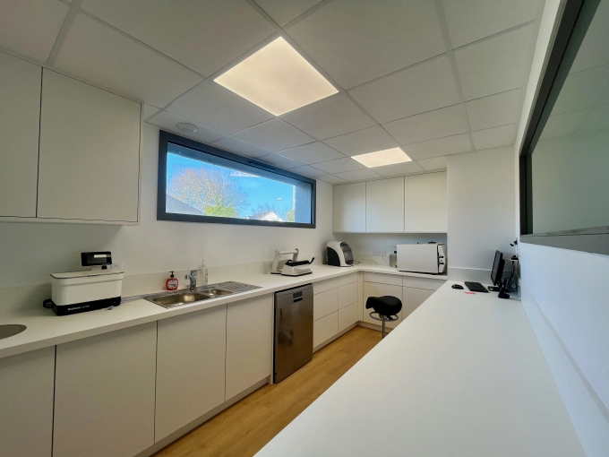 Retail, Commercial - industrial, Public Access Buildings, Renovation, Extension, New Build, Design / Plans, Building permits, Construction Management