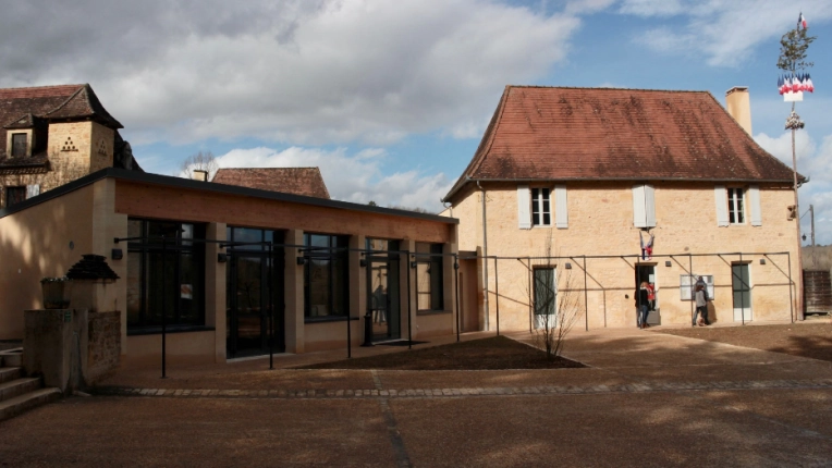 Patrimoine, Mise aux normes, Bâtiment accueillant du public (ERP), Rénovation, Architecture d’intérieur, Extension, Construction neuve, Rénovation énergétique, Contemporain, Ancien