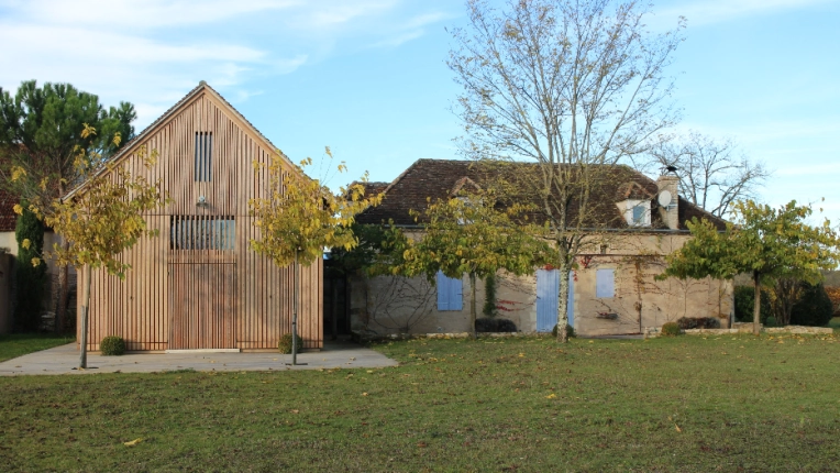 Patrimoine, Mise aux normes, Maison individuelle, Chalet / Maison en bois, Rénovation, Maison de campagne, Architecture d’intérieur, Extension, Construction neuve, Rénovation énergétique, Contemporain, Ancien