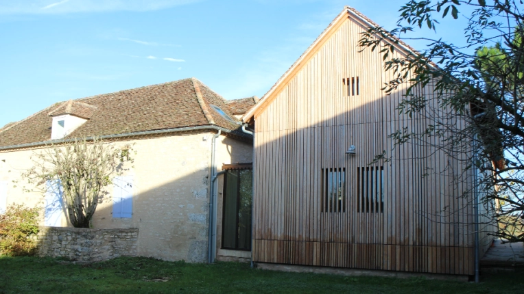 Patrimoine, Mise aux normes, Maison individuelle, Chalet / Maison en bois, Rénovation, Maison de campagne, Architecture d’intérieur, Extension, Construction neuve, Rénovation énergétique, Contemporain, Ancien