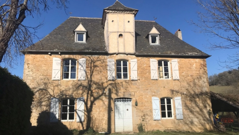 Patrimoine, Mise aux normes, Maison individuelle, Rénovation, Maison de campagne, Piscine, Architecture d’intérieur, Réhabilitation, Rénovation énergétique, Aménagement combles, Contemporain
