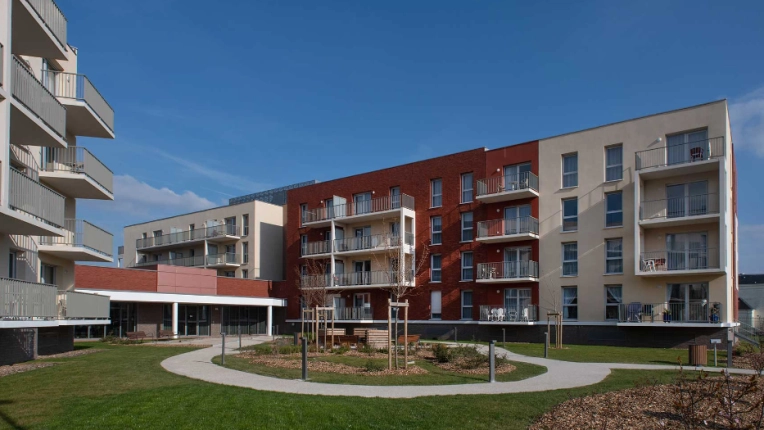 Hôtellerie - Restauration, Résidentiel collectif, Bâtiment accueillant du public (ERP), Construction neuve, Contemporain