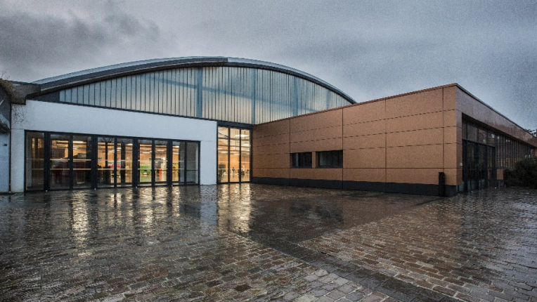 Bâtiment accueillant du public (ERP), Construction neuve, Contemporain