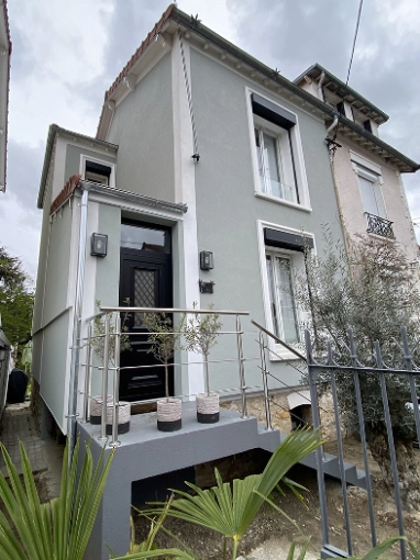 Single-Family Homes, Townhouses, Extension, Traditional