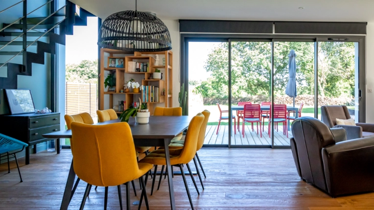 Single-Family Homes, New Build, contemporary, Traditional