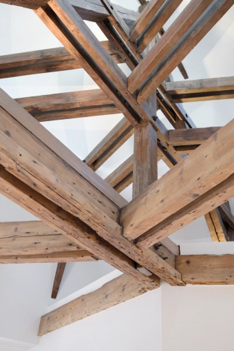 Historical / Listed Buildings, Conversion, Renovation, Energy renovation, Design / Plans, Building permits, Construction Management, Consulting, Diagnostic