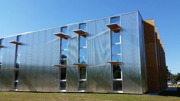 Bâtiment professionnel, Construction neuve, Contemporain