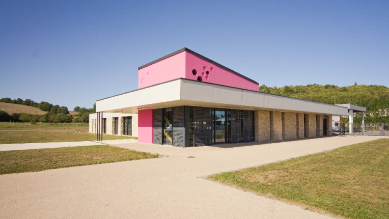 Bâtiment accueillant du public (ERP), Construction neuve, Contemporain, Moderne