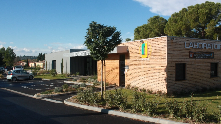 Exterieur, Bâtiment professionnel, Bureau, Bâtiment accueillant du public (ERP), Construction neuve, Contemporain