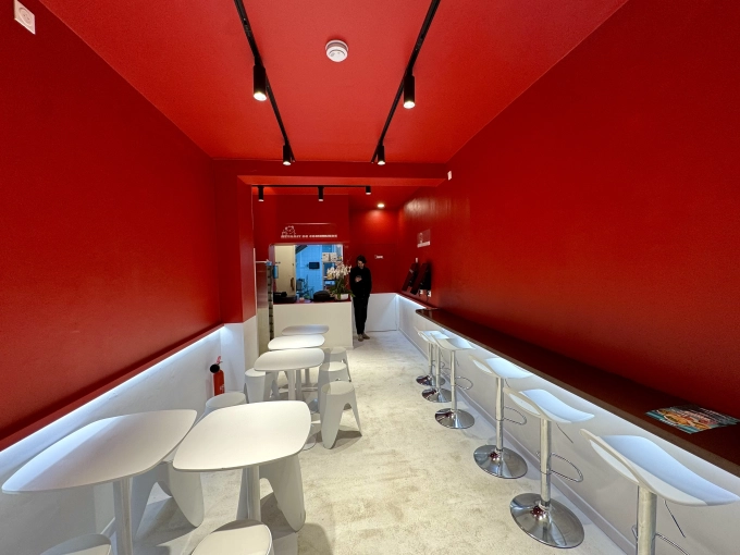 Hotels - Restaurants, Renovation, Modern