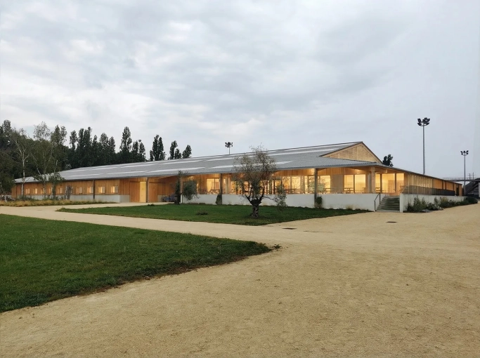 Assistance à la maitrise d'ouvrage, Mise aux normes, Chalet / Maison en bois, Bâtiment professionnel, Hangar, Bâtiment industriel, Bâtiment agricole, Bâtiment accueillant du public (ERP), Construction neuve, Contemporain, Moderne, Minimaliste