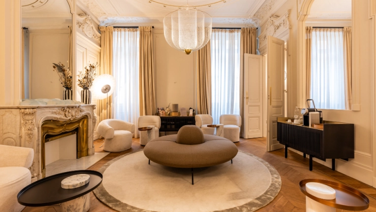 Historical / Listed Buildings, Hotels - Restaurants, Apartment, Renovation, Interior Architecture & Design, Restoration, Attic, contemporary, Modern, Classic, historical