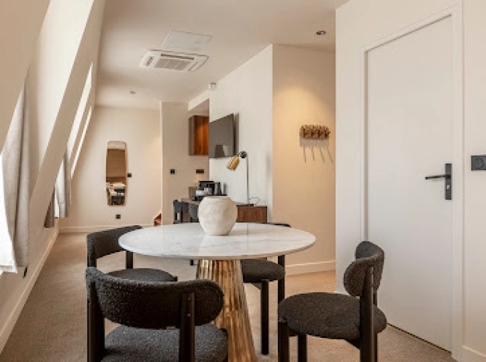 Hotels - Restaurants, Renovation, contemporary