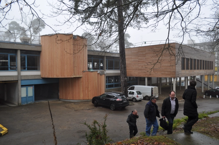 Bâtiment professionnel, Bâtiment accueillant du public (ERP), Extension, Moderne