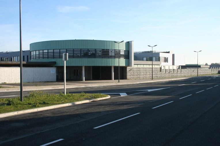 Bâtiment accueillant du public (ERP), Construction neuve, Contemporain
