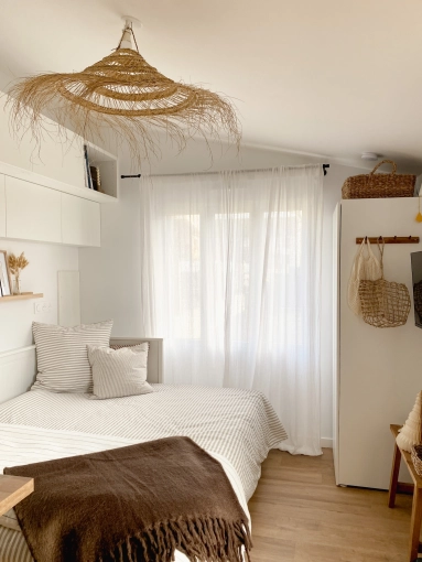 Conversion, Tiny house, Minimalist