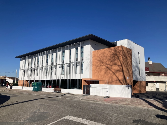 Résidentiel collectif, Bâtiment accueillant du public (ERP), Extension, Contemporain