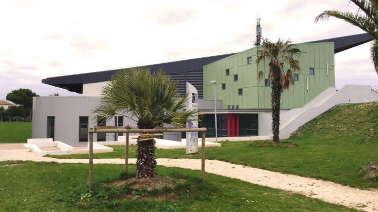 Mise aux normes, Bâtiment accueillant du public (ERP), Extension, Rénovation énergétique, Contemporain