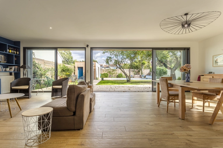 Conversion, Expertise, Building Upgrades, Patios & Terraces, Single-Family Homes, Passive House / Eco-friendly, Renovation, Townhouses, Pools, Interior Architecture & Design, Extension, New Build, Restoration, Energy renovation, Attic, Design / Plans, Building permits, Construction Management, Consulting, Diagnostic, Home pre-purchase advice