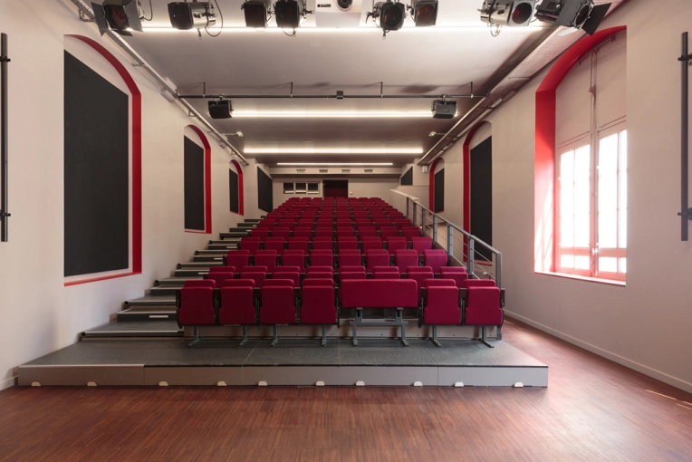 Historical / Listed Buildings, Conversion, Building Upgrades, Commercial - industrial, Public Access Buildings, Renovation, Restoration, contemporary, Modern