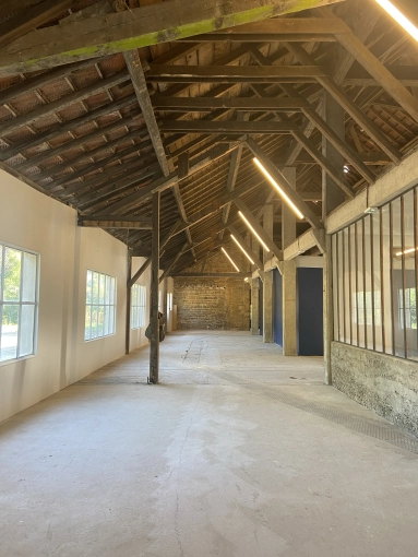 Patrimoine, Transformation, Assistance à la maitrise d'ouvrage, Mise aux normes, Bâtiment professionnel, Bâtiment industriel, Bâtiment accueillant du public (ERP), Rénovation, Architecture d’intérieur, Étude de faisabilité, Assainissement, Réhabilitation, Moderne, Traditionnel, Ancien, Historique