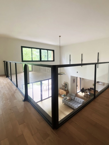 Vertical expension, Single-Family Homes, contemporary